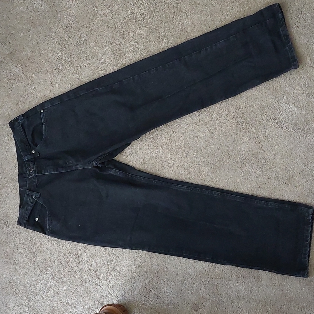 Wrangler relaxed fitted